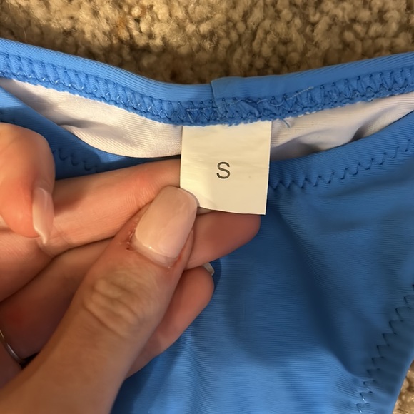 Bathing suits - Picture 10 of 10